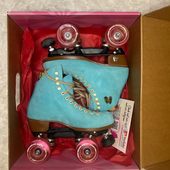 Moxi Women's Teal and Pink Roller Skates - Picture 6 of 7